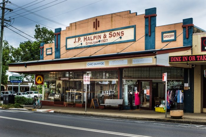 Bellingen arts street main week radschool she au